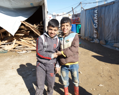 레바논 베카 계곡 지역의 불법 거주지역에 사는 시리아 난민 아동들
출처: DFID - UK Department for International Development, Flickr