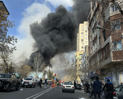 2026년 3월 3일, 미국·이스라엘의 공격을 받은 테헤란의 모습. 출처: Avash Media (CC BY 4.0)